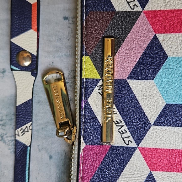 Steve Madden Geometric Print Colorful Clutch - Picture 2 of 5